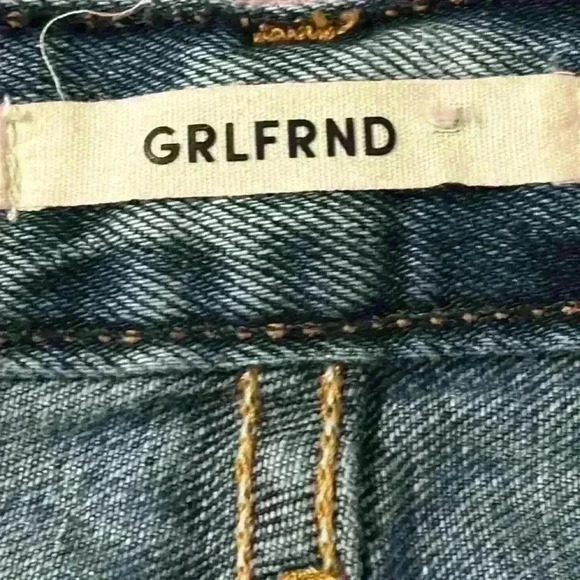 GRLFRND Addison Touch the Floor Raw Hem  Straight Cropped Jeans size 32- EUC - Picture 8 of 11